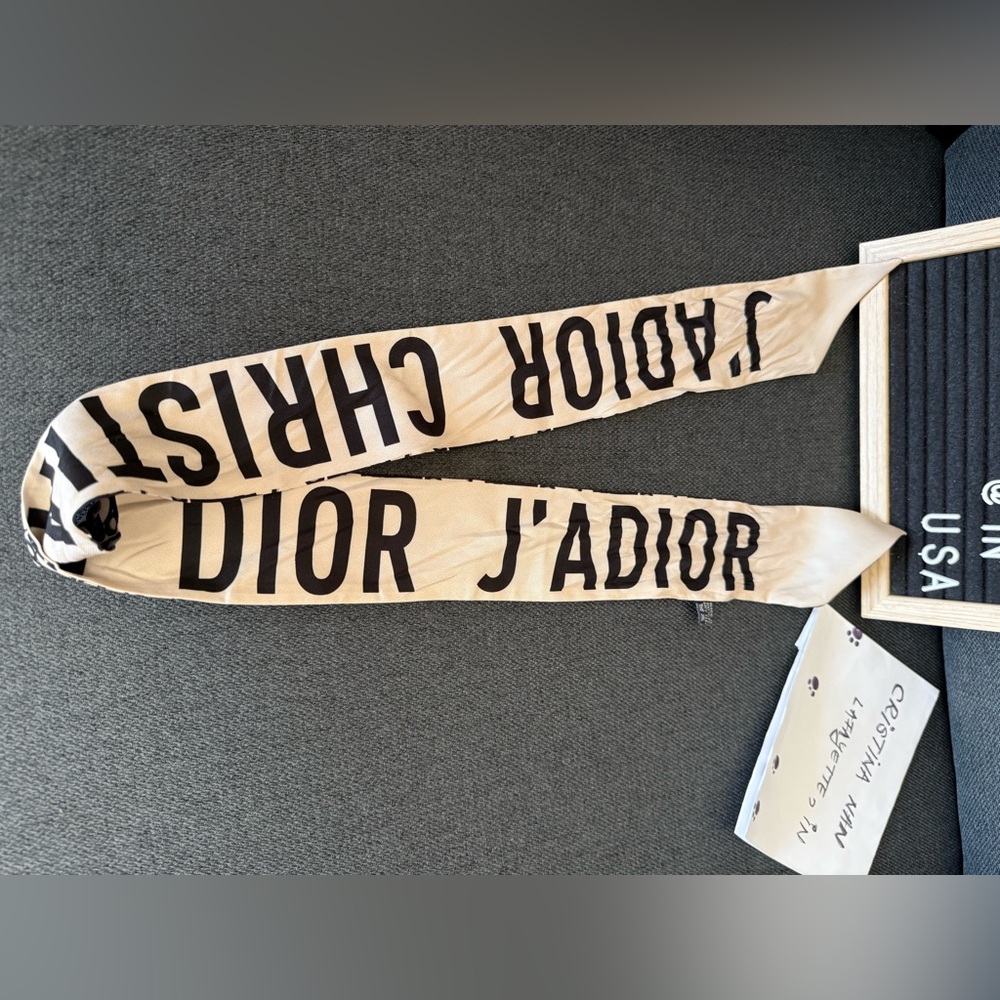 DIOR Twilly - RARE FIND! - Picture 6 of 16
